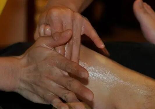 警方通报75岁男子按摩店死亡  这到底是怎么回事？