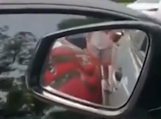 宝马车主回应与布加迪相撞:已和解  背后真相实在令人感到惊愕