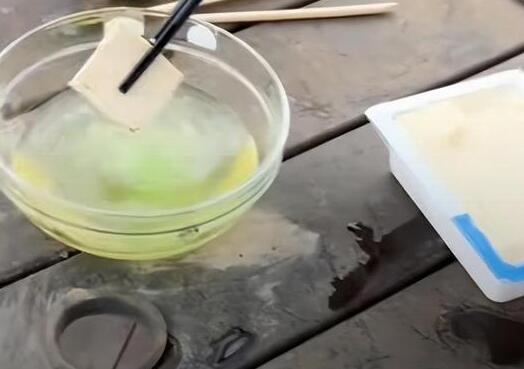 博主探访黑心臭豆腐作坊  背后真相实在令人感到惊愕