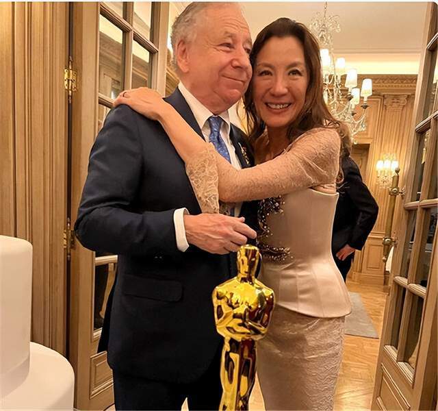 61岁杨紫琼与74岁男友举行婚礼  内幕曝光简直太意外了