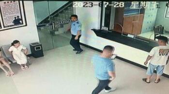 派出所田园犬“认出”嫌疑人 始料未及真相简直太意外了