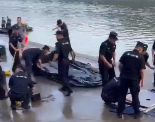 4名学生下河游泳溺亡 知情人:为庆生  背后真相让人惊讶万分