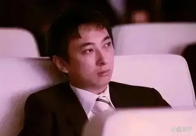 网友晒王思聪抱娃照配文“好爸爸” 背后真相实在令人感到惊愕