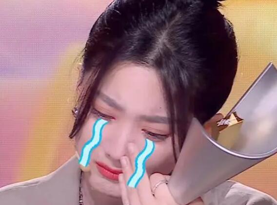 杭州女生获奖百万哭着感谢张大大  背后真相让人惊讶万分