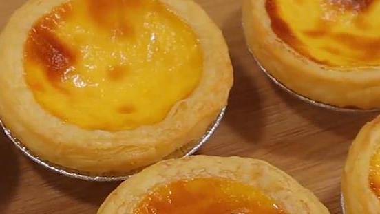 女子称住酒店疑被保洁进房偷吃蛋挞 这到底是怎么回事？