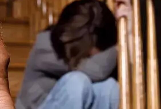 丈夫酒后打妻子致坠楼 检方:不起诉  背后真相令人感到震惊