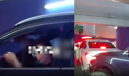 女子开车插队做手势后就撞上前车  这到底是怎么回事？