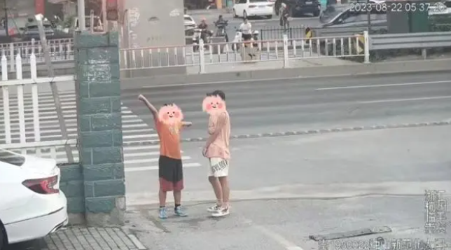 两男孩相约离家出走6天连跨4省市：在打球和恶补暑假作业之间，他们选择了离家出走