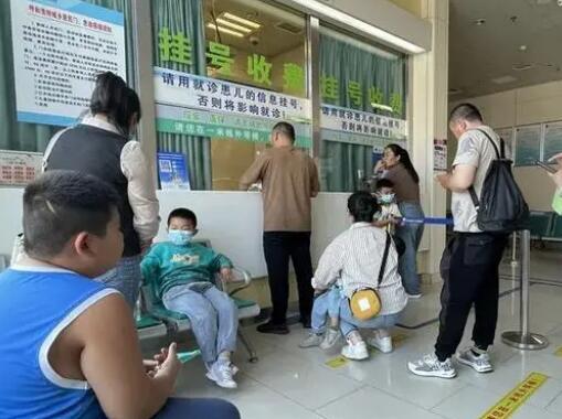 呼和浩特现雷暴哮喘 记者实探医院  背后真相实在令人感到惊愕