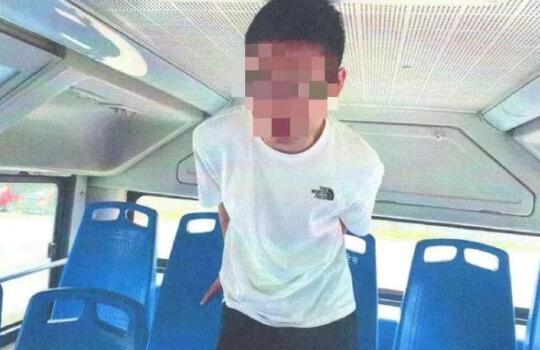 男子猥亵女童称考研3次落榜压力大  内幕曝光简直太意外了